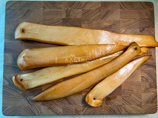 Лещ холодного копчения: Кальмар палочки х/к