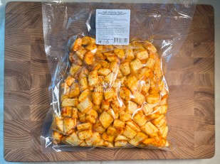 Сырный продукт ФЕРМЕРСКИЙ охота копченая: Сырный продукт ФЕРМЕРСКИЙ бочонок паприка
