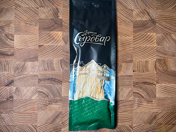 Сыр 60 гр ГОРНЫЙ СЫРОВАР (Паутинка копчёная) в Зябликово